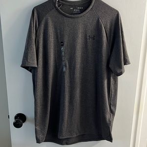 Under Armour Dry Fit Shirt (NEW)